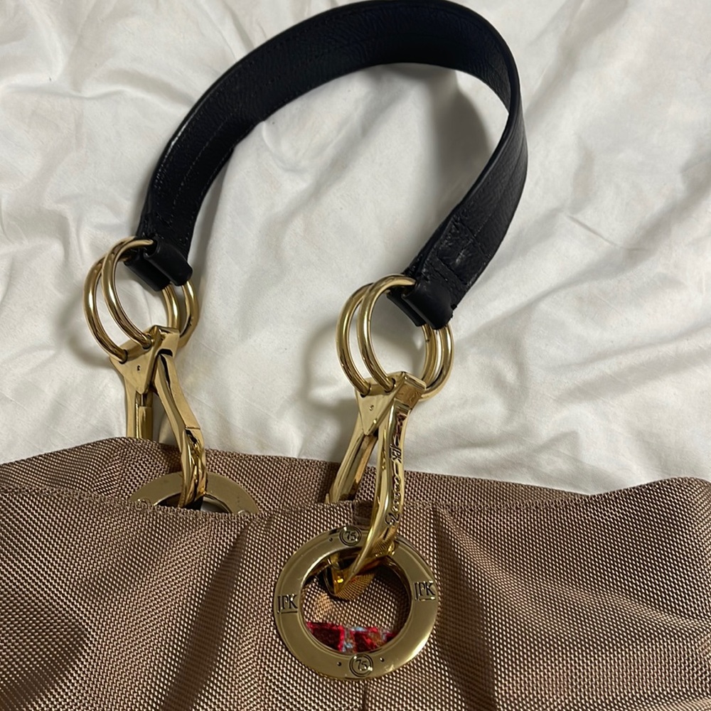 nice bag like new